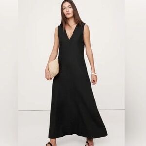 LINEN V-NECK MAXI DRESS